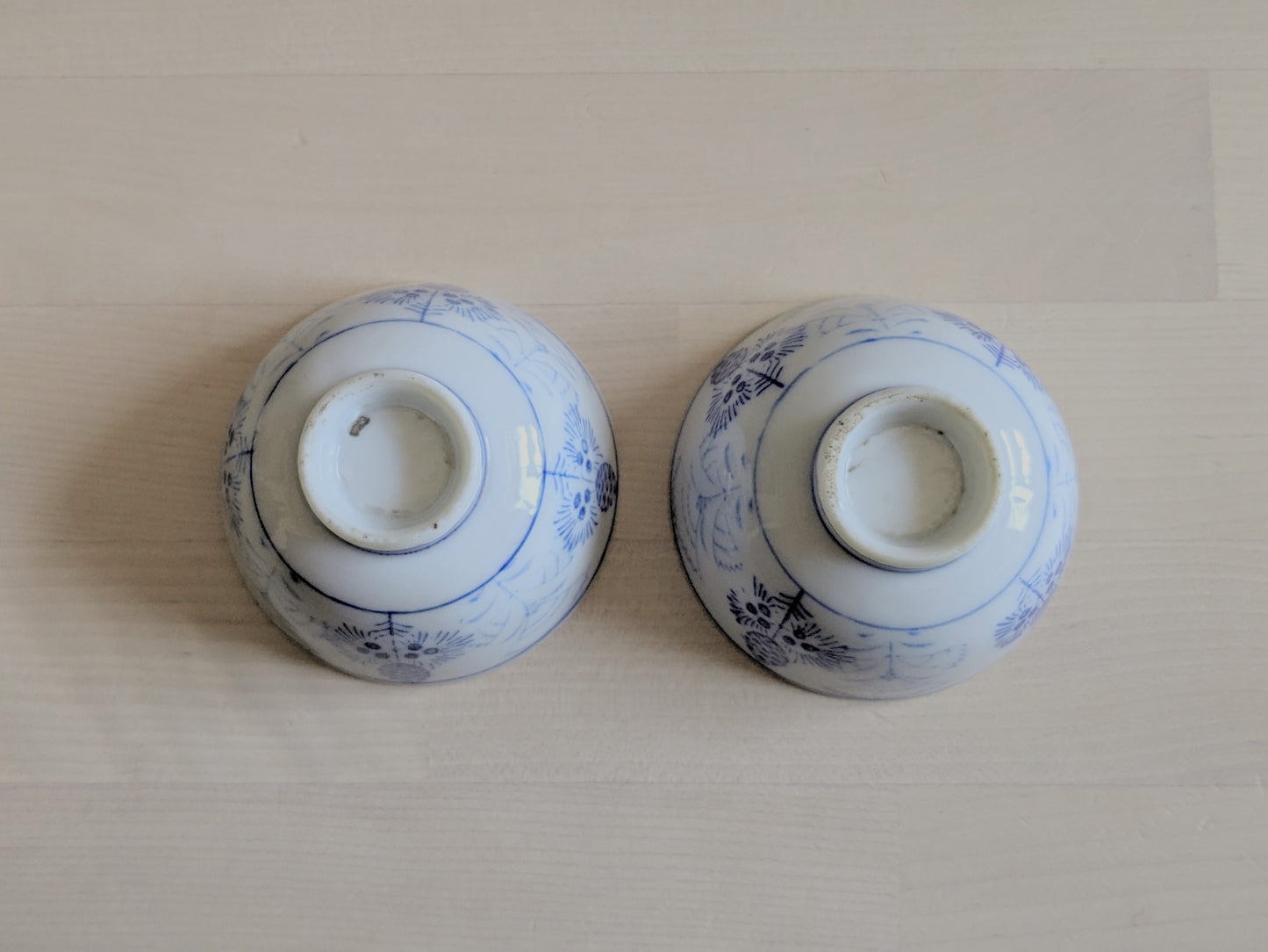 Vintage guinomi sake cup with Art-Deco design, set of two